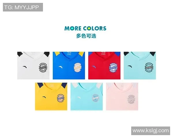 手绘足球明星短袖T恤展现个性与热情的完美结合