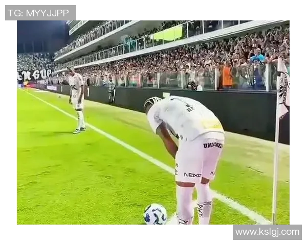 内马尔儿子展现足球天赋小小球星的成长之路引发关注