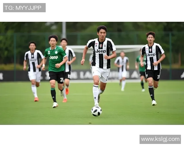 足球明星手机锁屏壁纸精选让你的手机与球场激情同行尽享足球魅力与明星风采